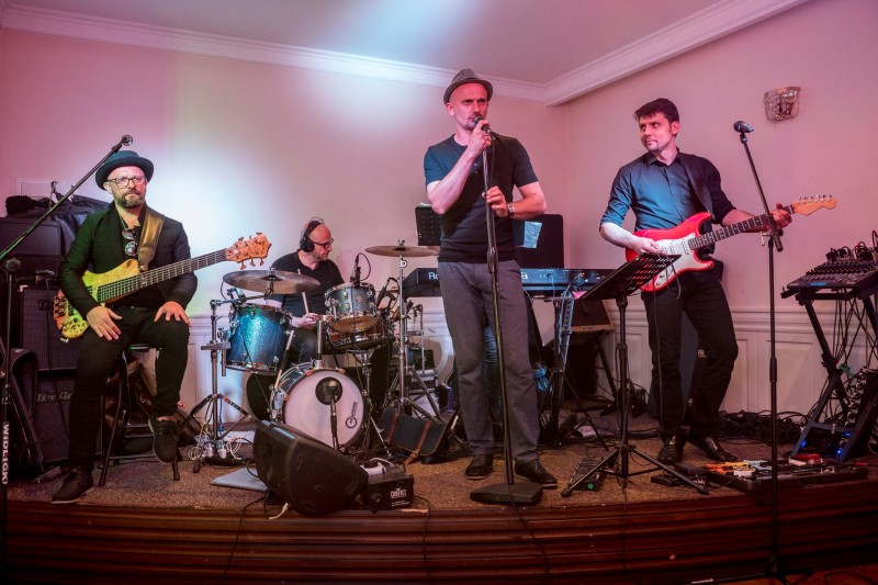 Coverband Alive - zespoly-wesele.pl